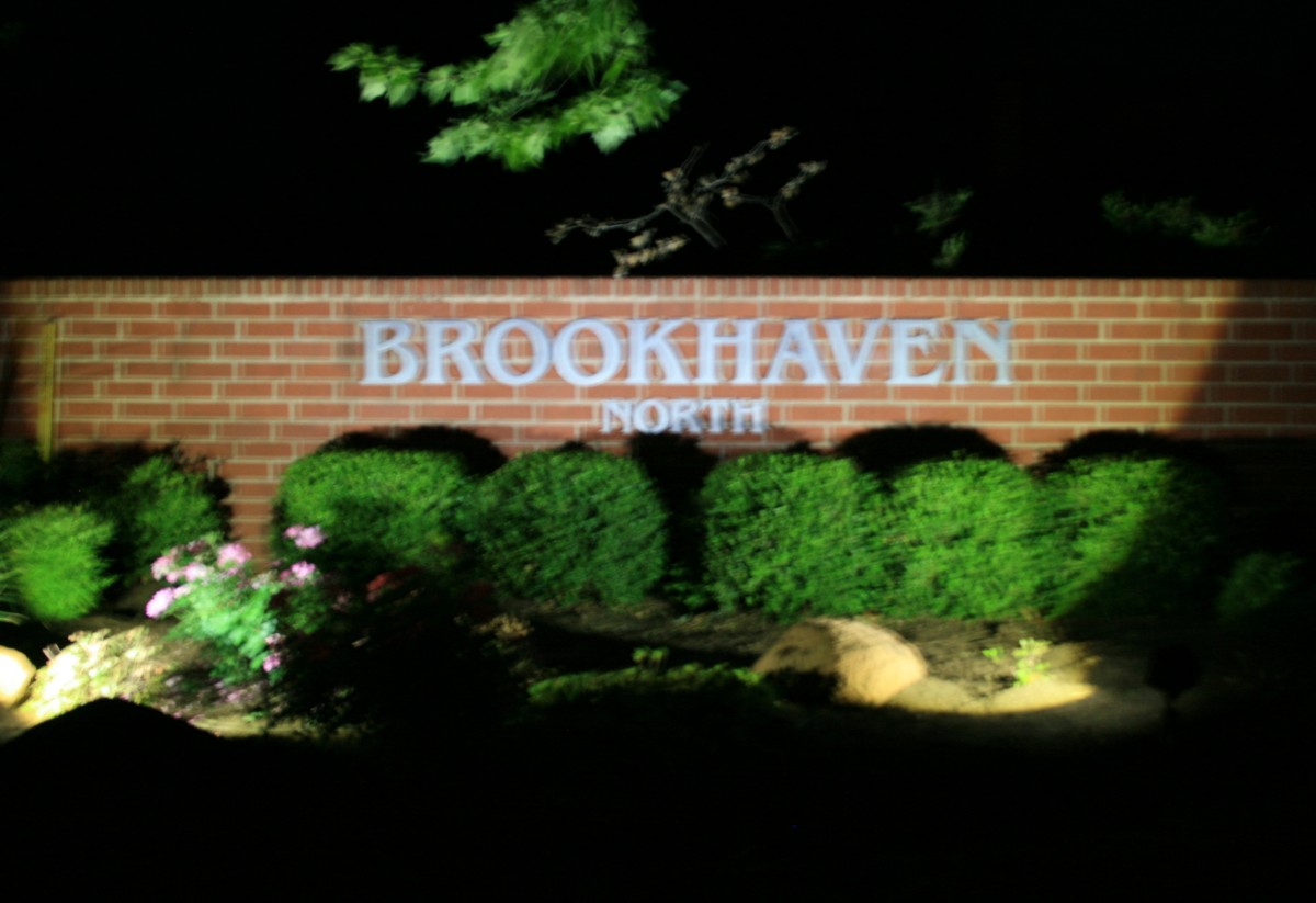 Brookhaven Entrance Lighting